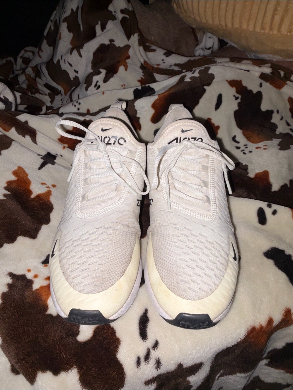 Nike Air Max 270 women’s  Sneakers - White/Cream